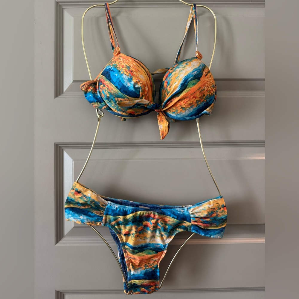 NWT Sol & Energia bikini Colorful Abstract Bikini Set